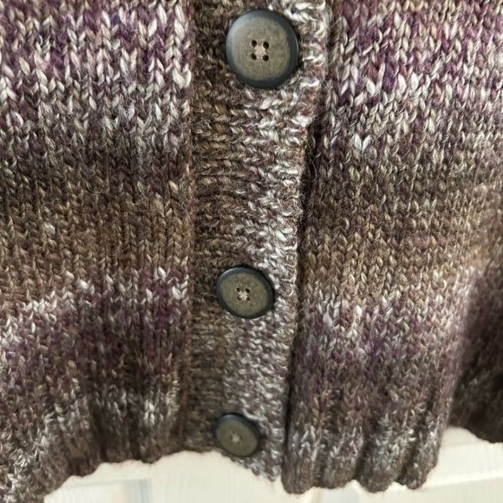 WOOLRICH Kendal Creek Sweater Vest Medium, Shale Button - Picture 4 of 15